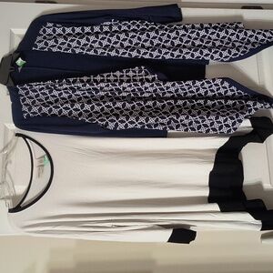 Chico's Bundle of Easy Wear Jacket and Zenergy Top, bin